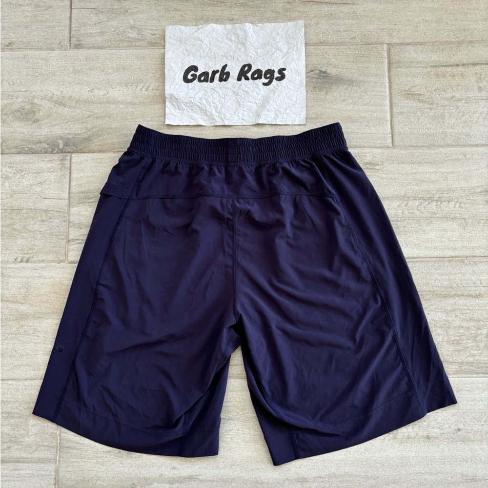 Lululemon Athletica LL Shorts Men's Size Large Navy 10.5" Inseam Bottoms
